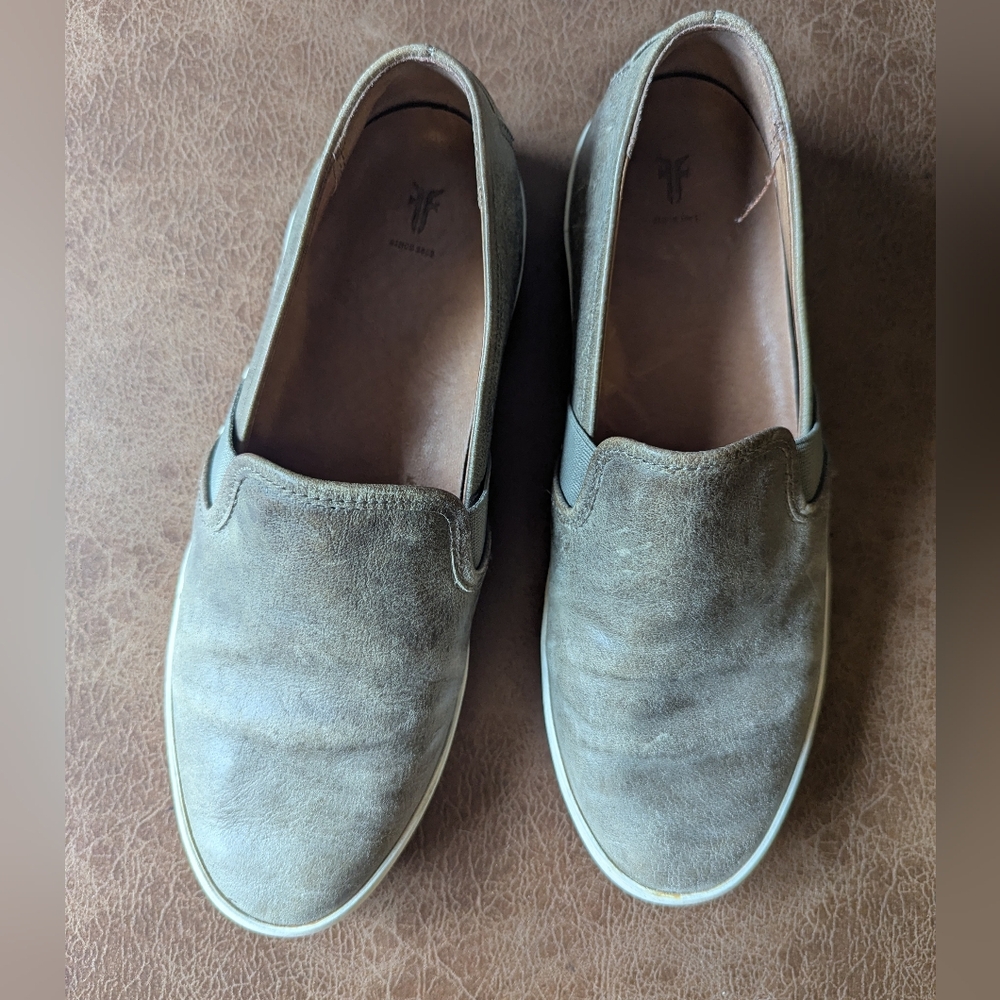 Frye Flats Slip On Loafers